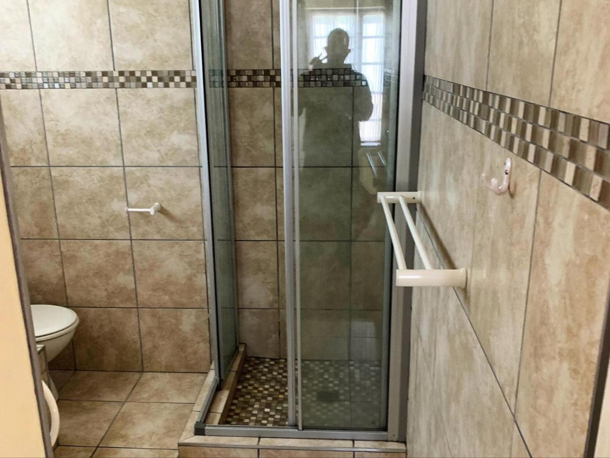 ג'ורג' Green Pastures Guesthouse מראה חיצוני תמונה